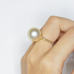 Galaxy South Sea pearl color diamond ring