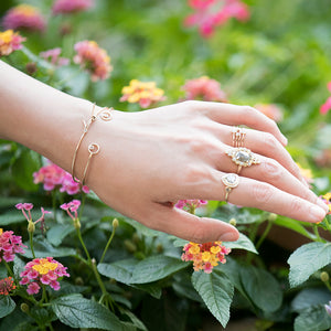 Gravity circle diamond cuff