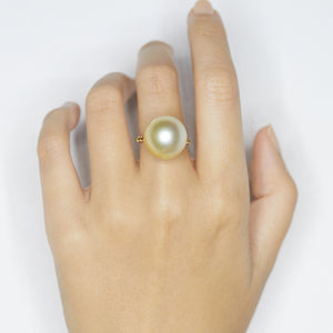 Galaxy South Sea pearl color diamond ring