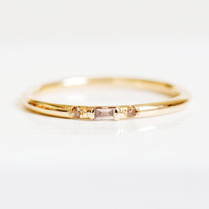 Gravity baguette diamond band