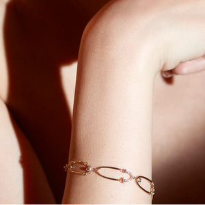 Gravity loop diamond bracelet