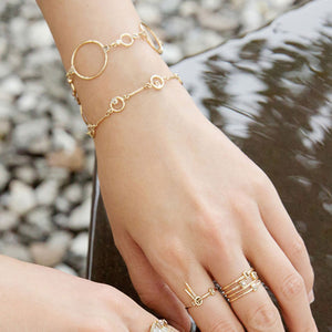 Gravity small hoop bracelet