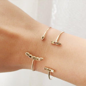 Stardust yellow gold natural color diamond cuff