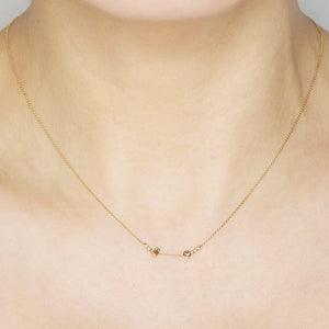 Gravity round & baguette diamond necklace