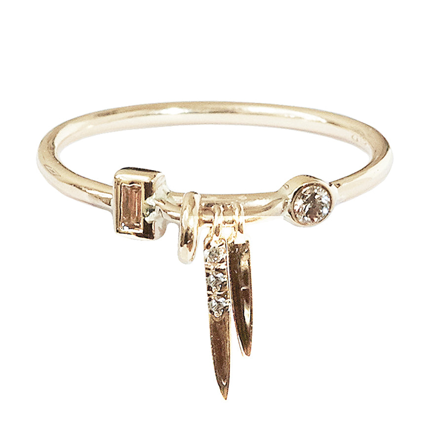 Gravity diamond shake ring