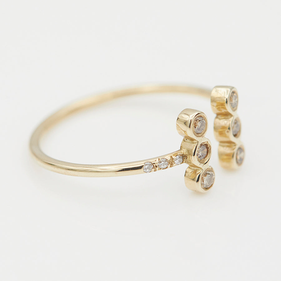 Gravity double bar diamond ring